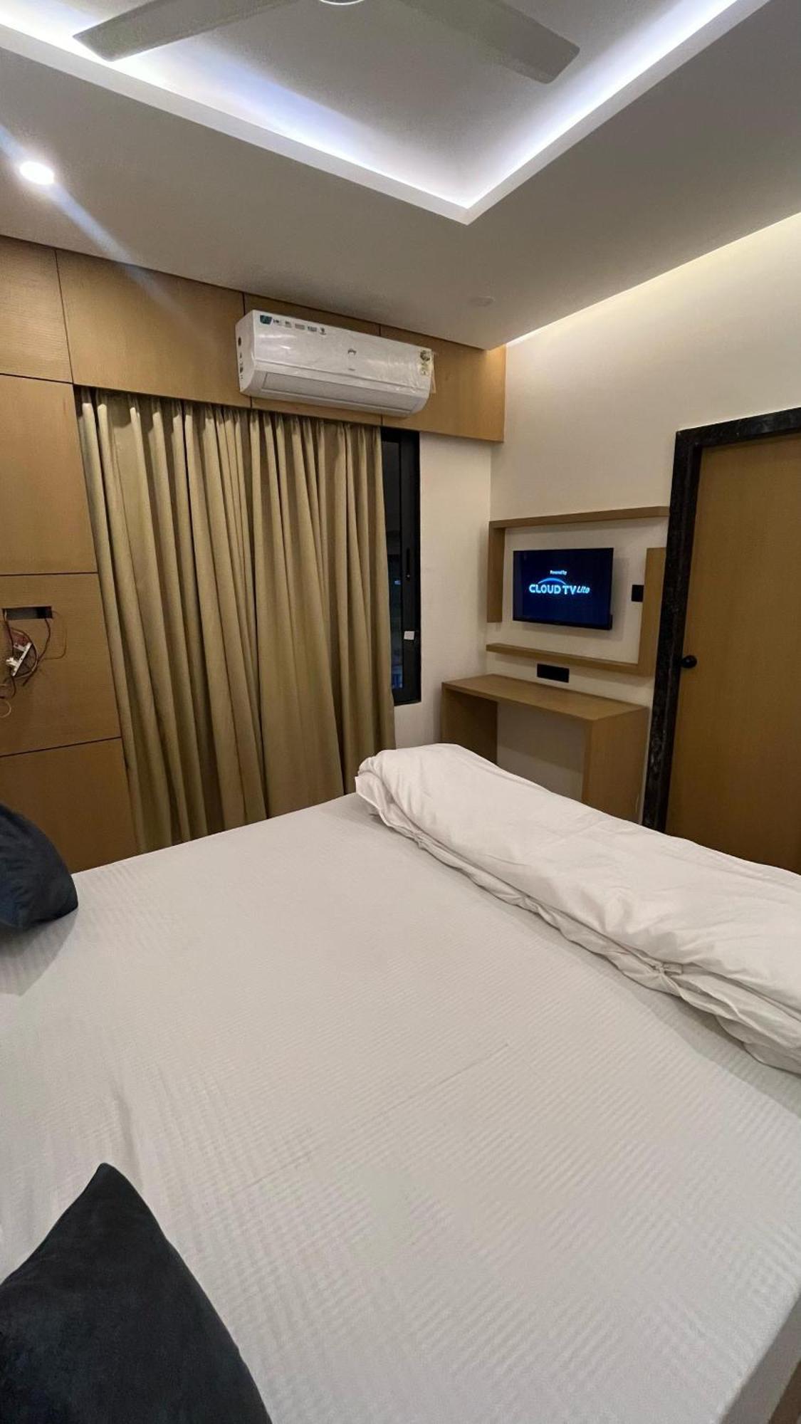 Hotel Revanta Bhīlwāra Kültér fotó